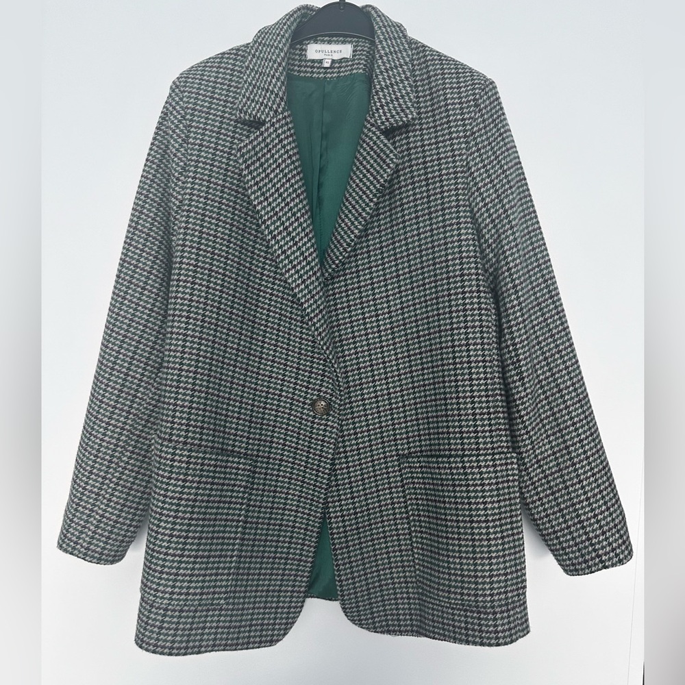 Blazer. Very warm and beautiful. France.